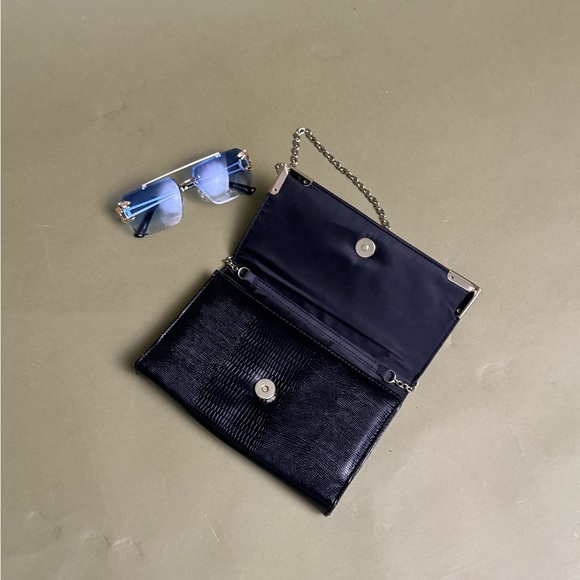 Black faux snakeskin convertible purse and clutch - Picture 3 of 4